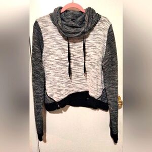 Mossimo sizeL Cowl Neck Hooded Knit Light Gray on Dark Gray w/ Zip Sides Sweater